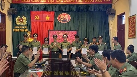 Đảng bộ Công an tỉnh Thái Bình: Kết thúc khóa học lý luận chính trị đào tạo cho những người được mời gia nhập Đảng năm 2023.